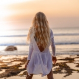 Na co zwrócić uwagę przy wyborze karbownicy do włosów?